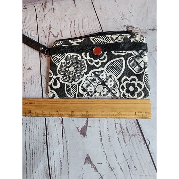 Relic Wristlet Wallet Black White Floral - Picture 9 of 10
